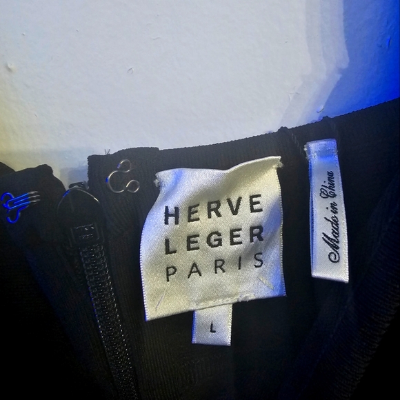 Woman Herve Leger Paris Mini Dress Size Large - Picture 4 of 12